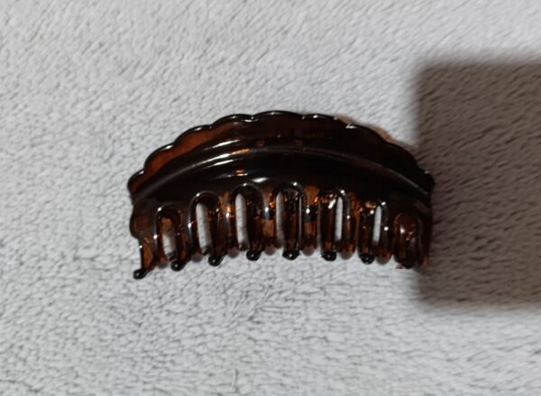 Pienza de cabello ambar - Image 4